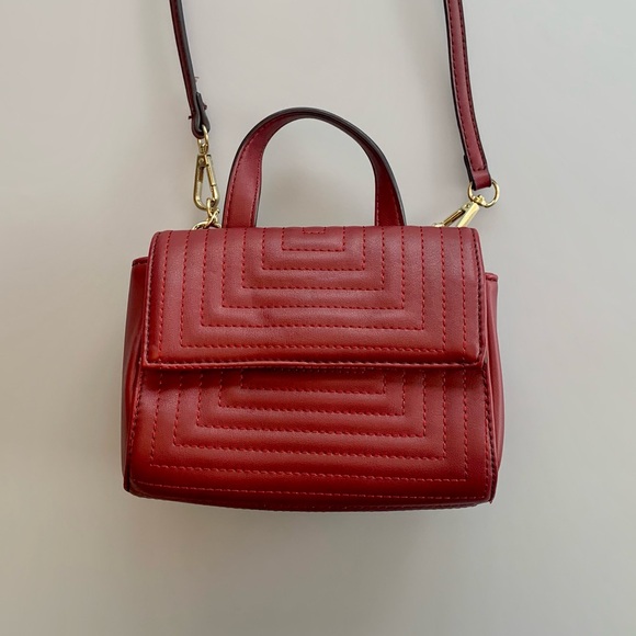 Mini Crossbody/Handle Bag in Red & Gold - Picture 2 of 4